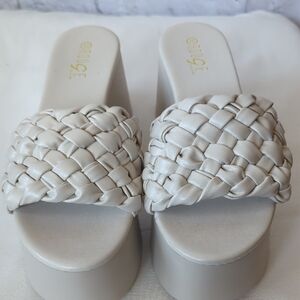 Cream Woven Platform Sandals about 3 1/2 Inch (Measurement In Picture)